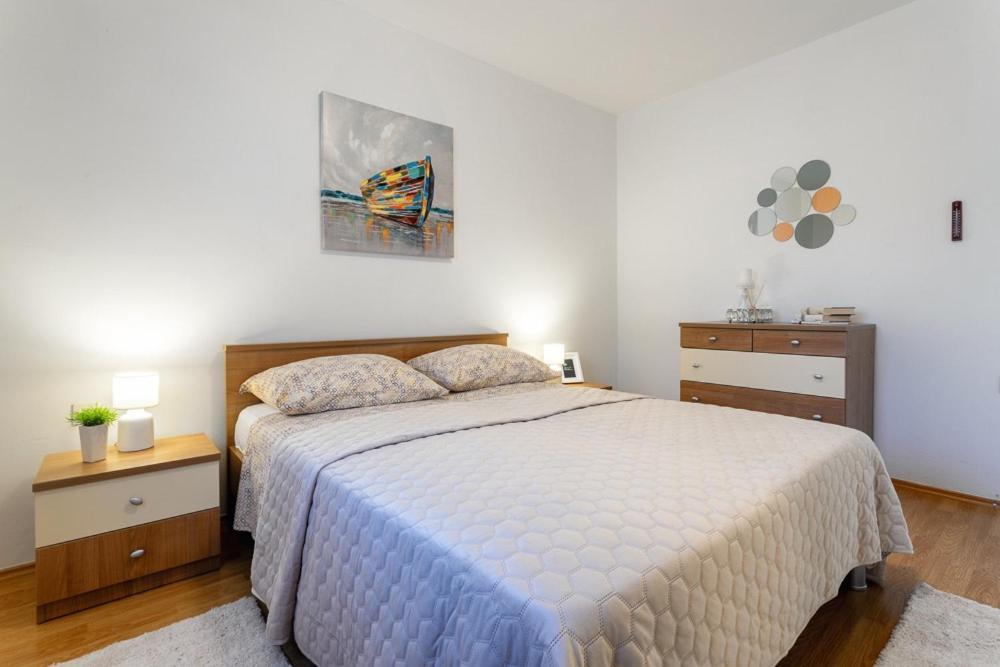 Apartman Maria, Ciovo Lägenhet Trogir Exteriör bild